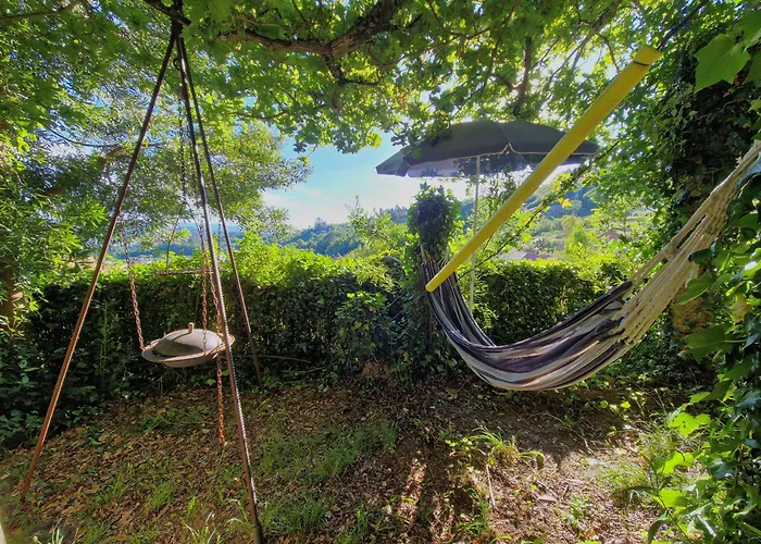 O Cantinho De Coura - A *